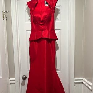 Mac Duggar pageant gown size 6